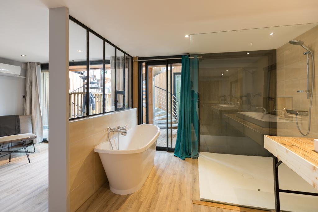 Hotel Spa Le Miel Des Muses 브리브라가야르드 외부 사진